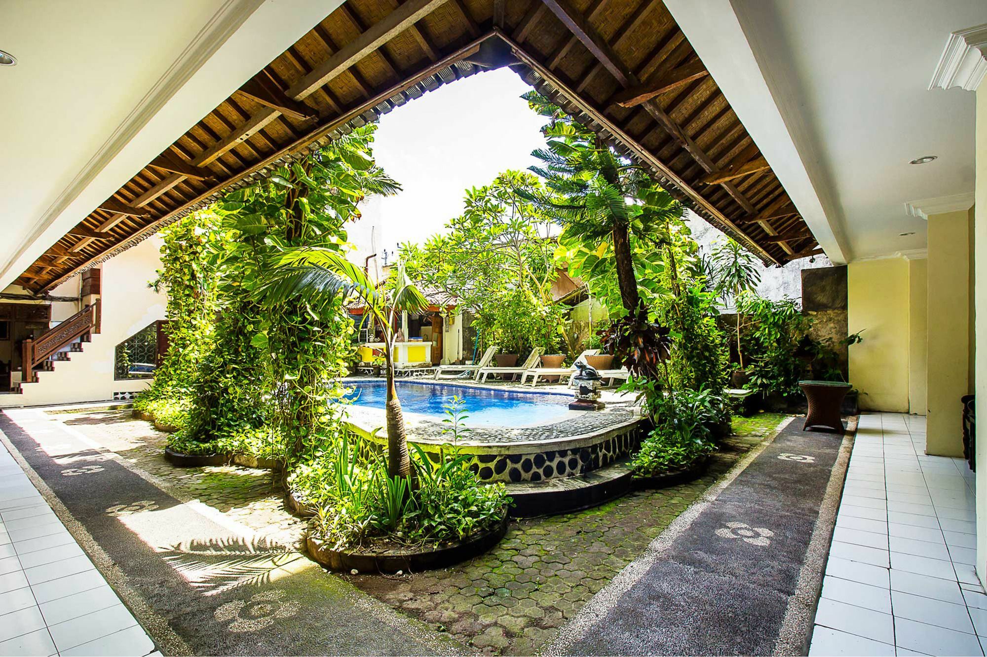 Hotel Sanjaya Managed By Tinggal Kuta Lombok Extérieur photo